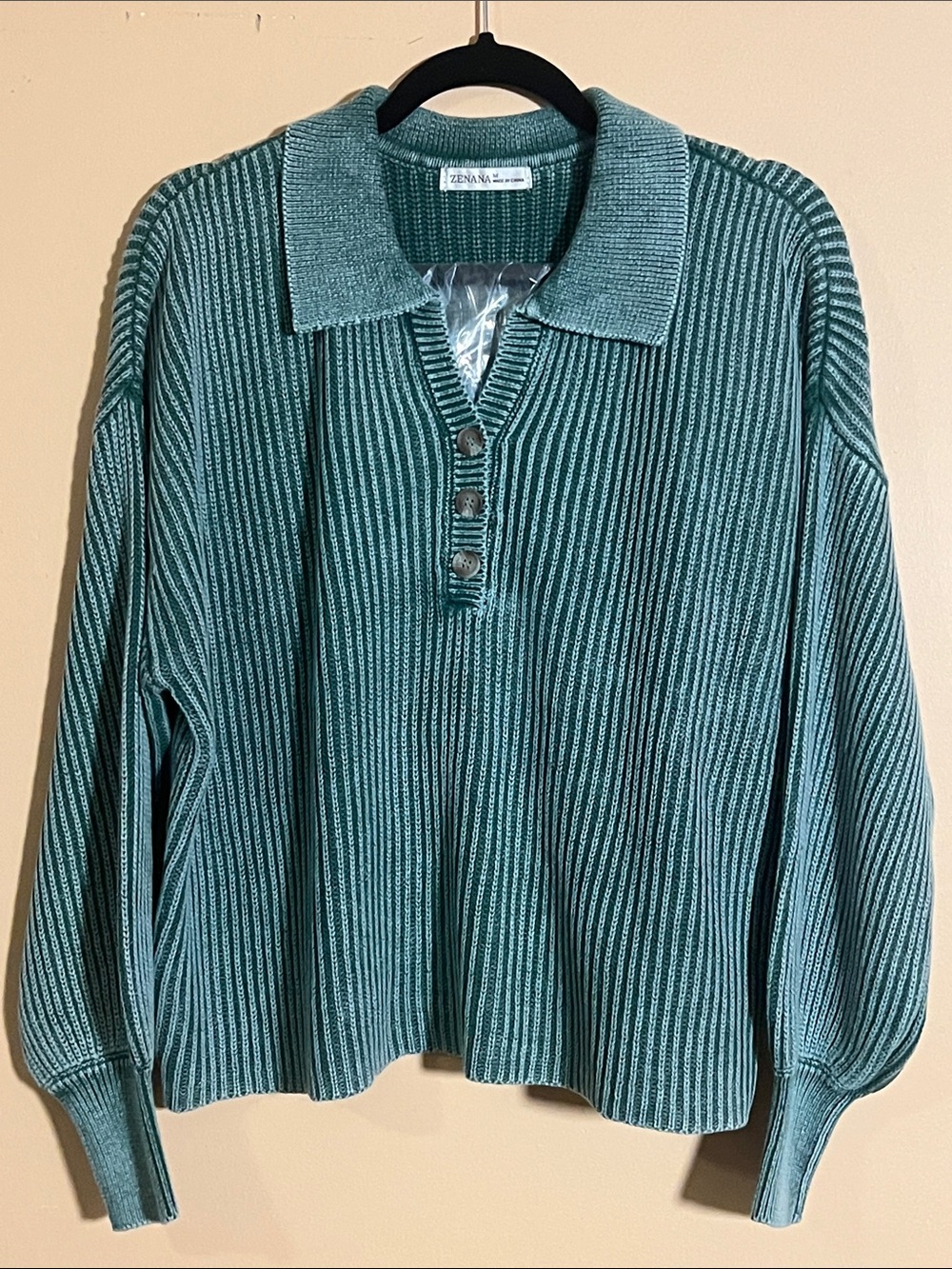 ZENANA Cardigan in Green Size Medium NWT